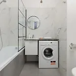 Cozy With Parking In The 19th District By Renters Apartamento Varsóvia