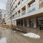 Apartmán Cozy With Parking In The 19th District By Renters Varšava