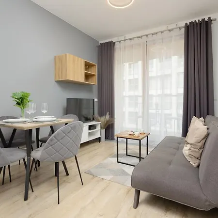 Apartament Cozy With Parking In The 19th District By Renters Warszawa