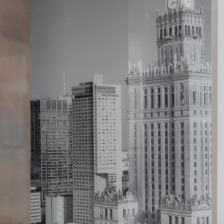 דירה Cozy With Parking In The 19th District By Renters ורשה