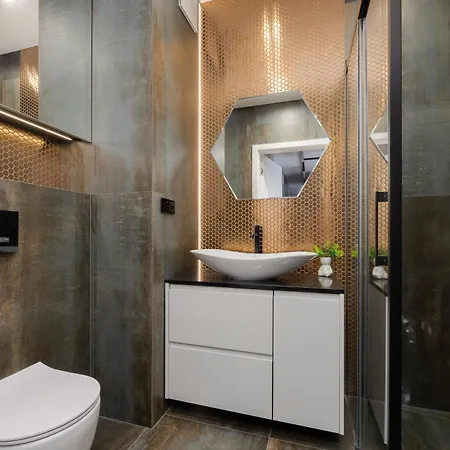 Cozy With Parking In The 19th District By Renters * Warszawa