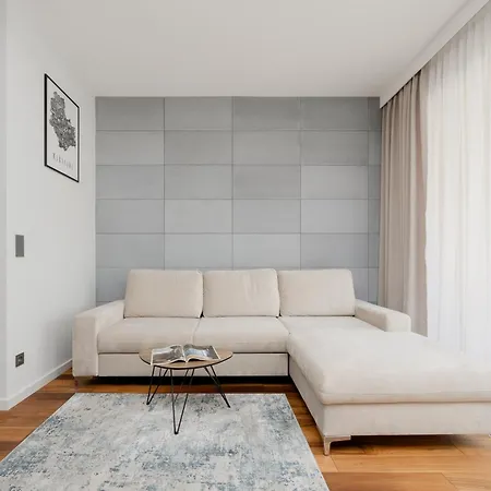 Cozy With Parking In The 19th District By Renters * Warszawa